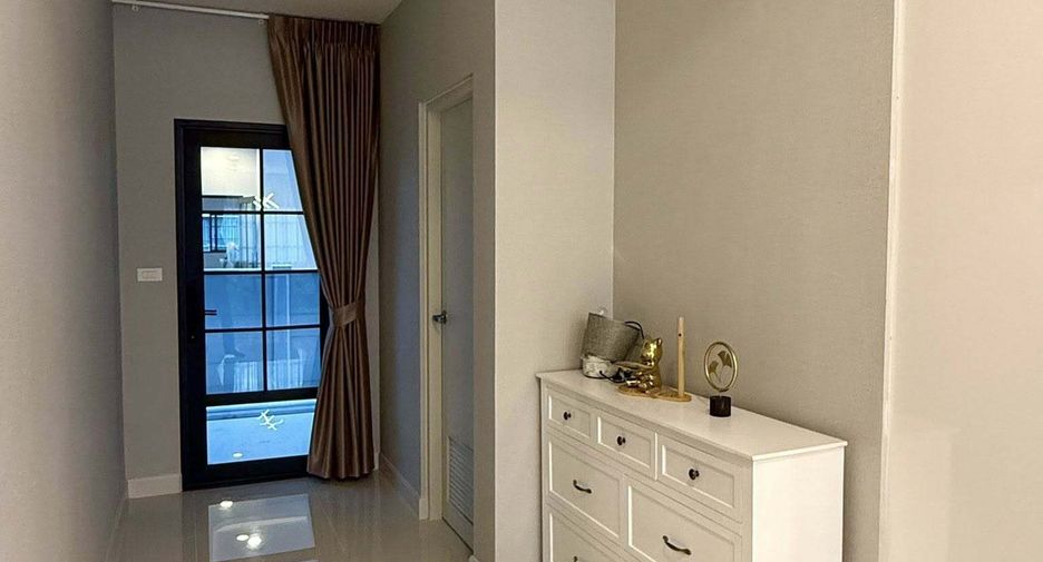ให้เช่า 4 ห้องนอน บ้านเดี่ยว ใน บางพลี, สมุทรปราการ