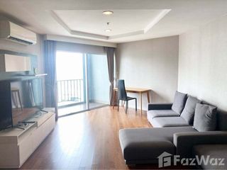For rent 2 bedrooms condo in Huai Khwang, Bangkok