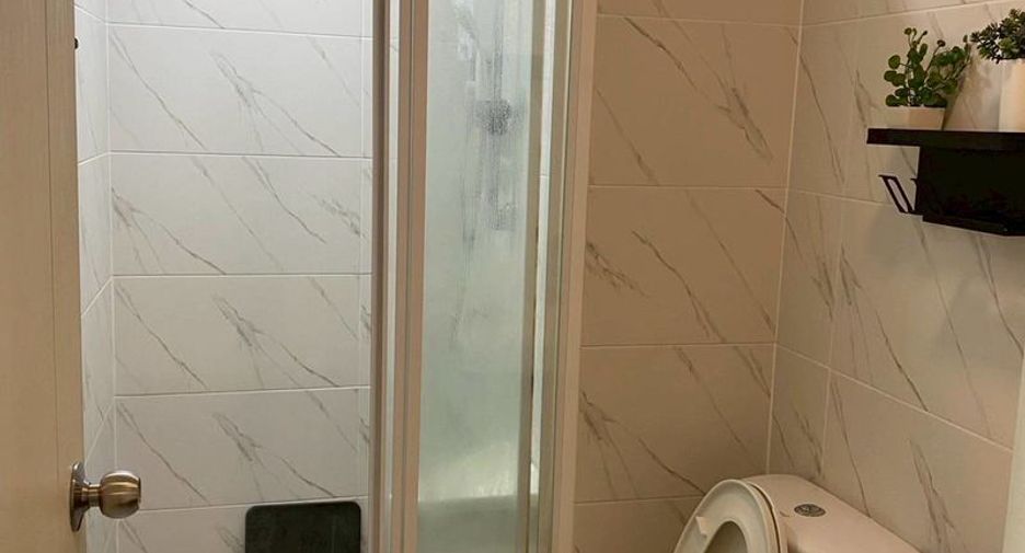 Wohnung zur Miete mit 2 Zimmer in Wang Thonglang, Bangkok