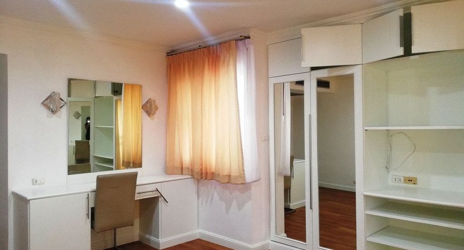 For rent 2 ベッドルーム condo in Khlong Toei, Bangkok