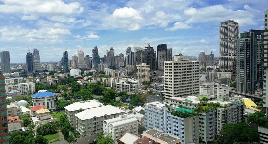 For rent 2 ベッドルーム condo in Khlong Toei, Bangkok