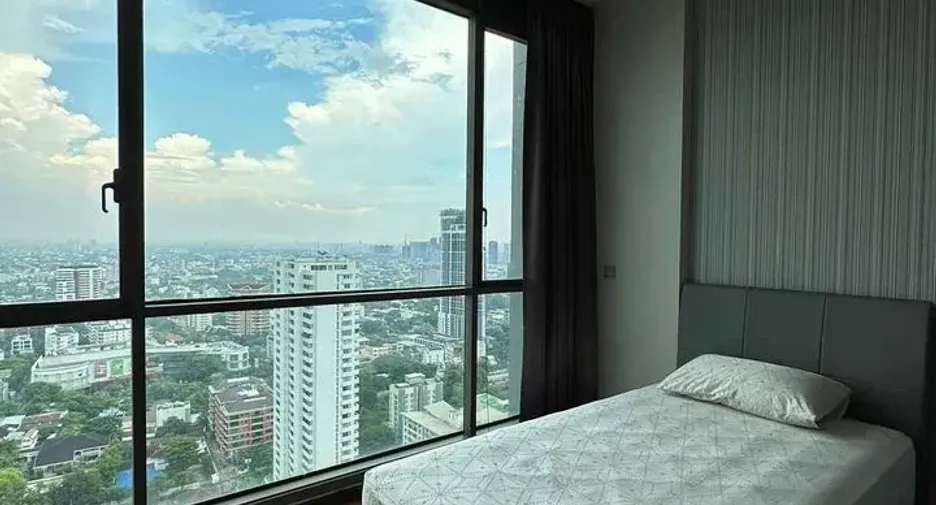 ให้เช่า 3 ห้องนอน คอนโด ใน วัฒนา, กรุงเทพฯ