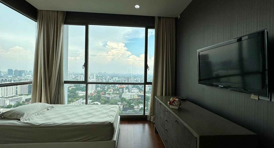 ให้เช่า 3 ห้องนอน คอนโด ใน วัฒนา, กรุงเทพฯ