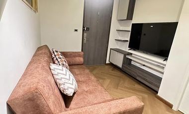 For rent 1 bed condo in Huai Khwang, Bangkok