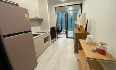 À louer studio condo à Pathum Wan, Bangkok