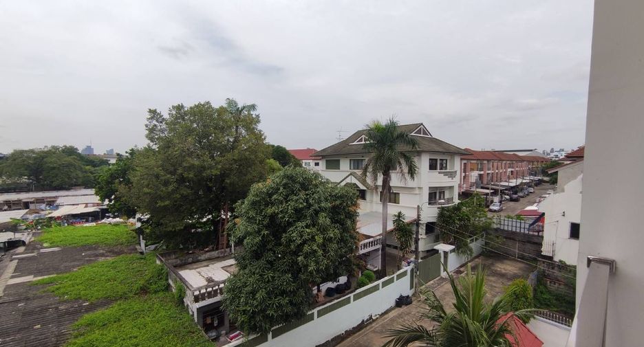 For rent 3 ベッドルーム house in Suan Luang, Bangkok
