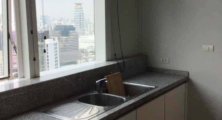 À louer 3 chambres condo à Khlong Toei, Bangkok