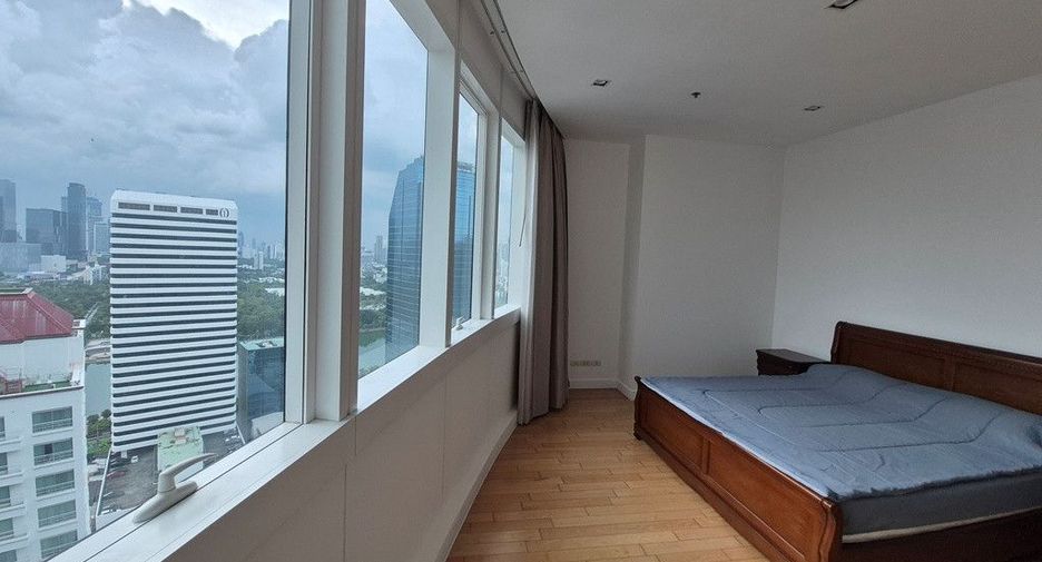À louer 3 chambres condo à Khlong Toei, Bangkok