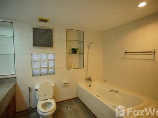 Apartment zur Miete mit 3 Zimmer in Khlong Toei, Bangkok