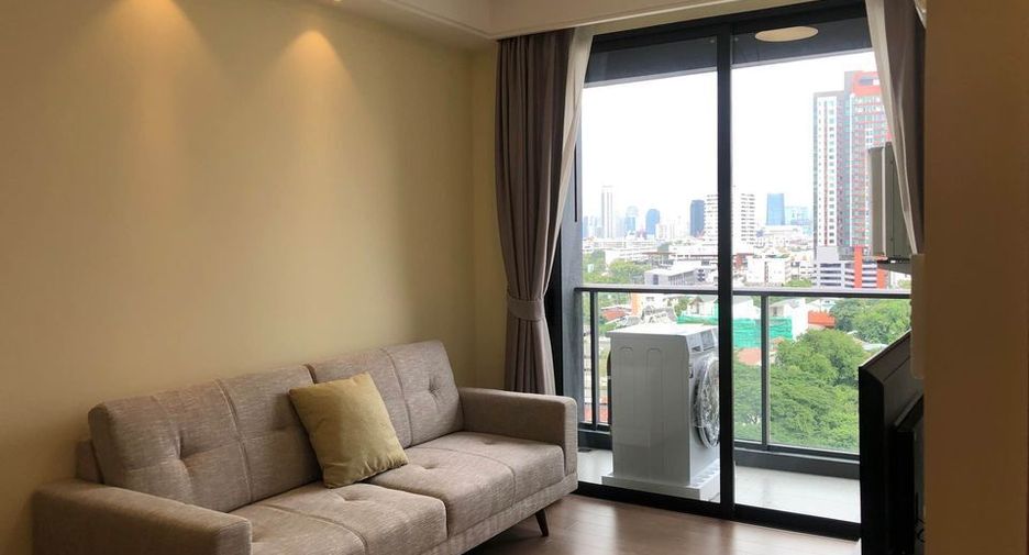 For rent 1 Beds condo in Yan Nawa, Bangkok