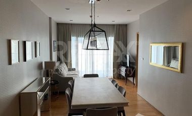 Condo en alquiler de 3 habitaciones en Khlong Toei, Bangkok