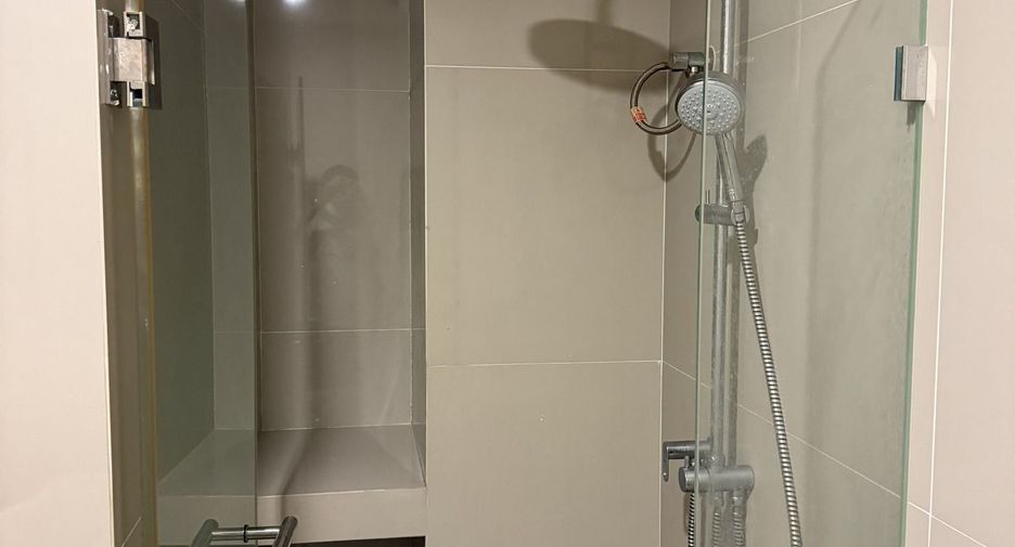 Wohnung zur Miete mit 1 Zimmer in Huai Khwang, Bangkok