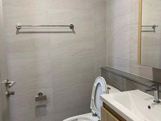 Condo en alquiler de estudio en Huai Khwang, Bangkok