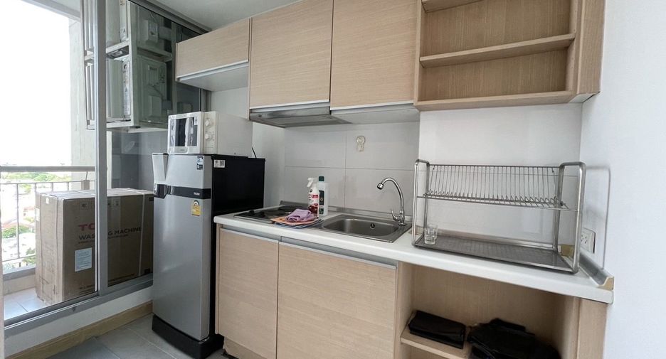 Wohnung zur Miete mit 1 Zimmer in Huai Khwang, Bangkok