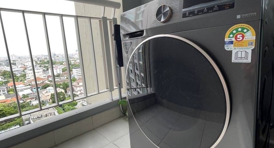 Wohnung zur Miete mit 1 Zimmer in Huai Khwang, Bangkok
