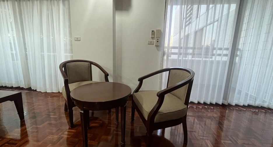 For rent 3 ベッドルーム apartment in Watthana, Bangkok