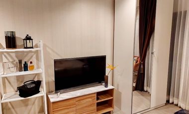 Condo en alquiler de estudio en Huai Khwang, Bangkok