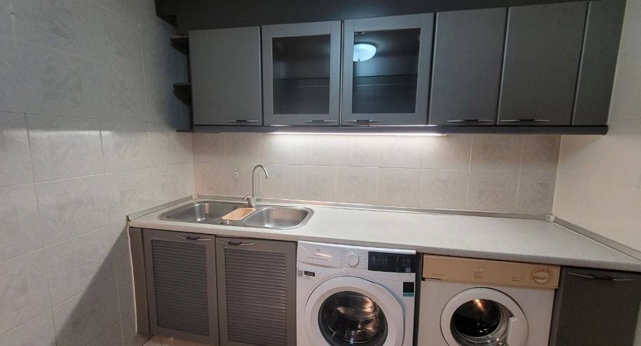 Wohnung zur Miete mit 3 Zimmer in Watthana, Bangkok