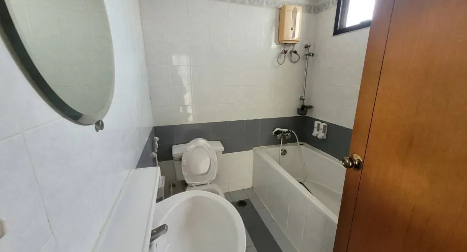 Wohnung zur Miete mit 3 Zimmer in Watthana, Bangkok
