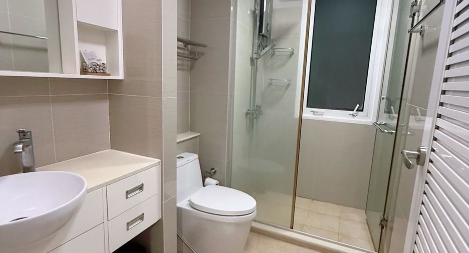 For rent 1 bed condo in Huai Khwang, Bangkok