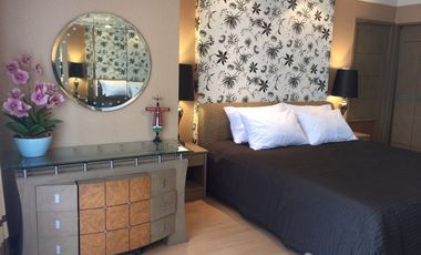 For rent 2 bedrooms condo in Watthana, Bangkok