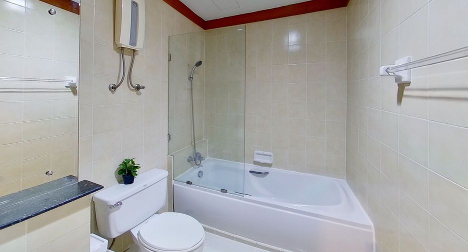 For rent 1 bed condo in Khlong Toei, Bangkok
