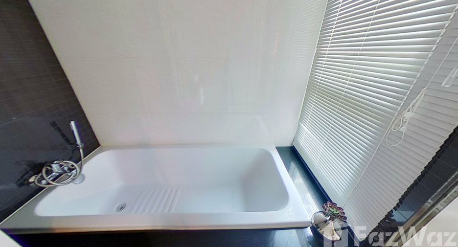 Condo en alquiler de 2 habitaciones en Watthana, Bangkok