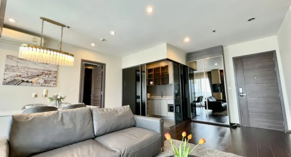 For rent 2 bedrooms condo in Watthana, Bangkok