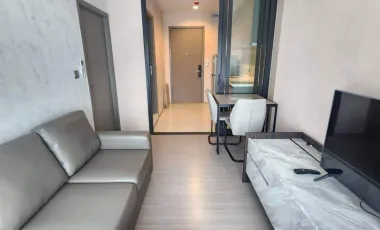 Wohnung zur Miete mit 1 Zimmer in Huai Khwang, Bangkok