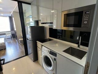 Wohnung zur Miete mit Studio in Huai Khwang, Bangkok
