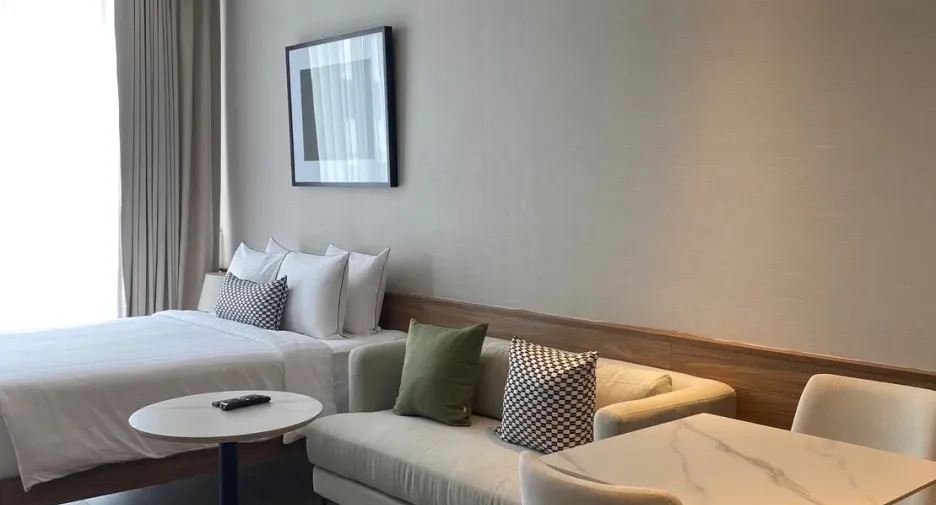 For rent studio condo in Khlong Toei, Bangkok