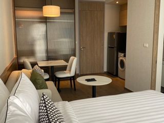 Wohnung zur Miete mit Studio in Khlong Toei, Bangkok