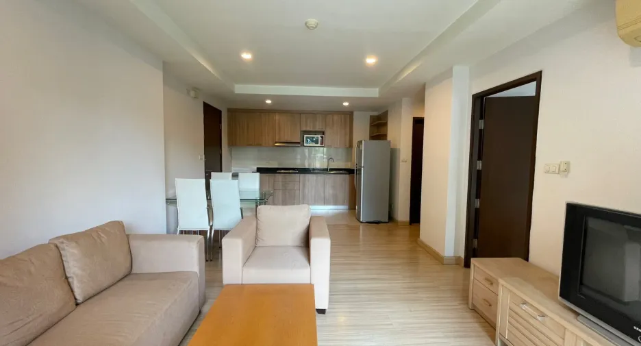 For rent 2 bedrooms condo in Khlong Toei, Bangkok