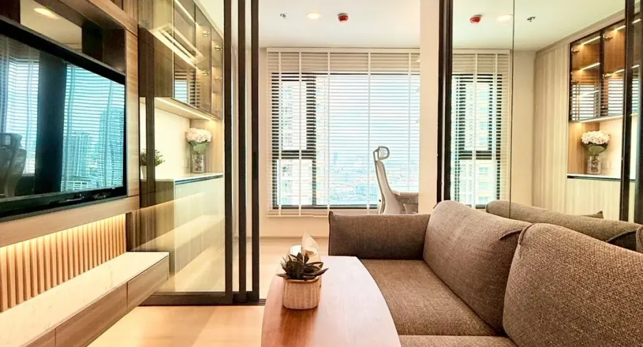 For rent 1 bed condo in Phra Khanong, Bangkok