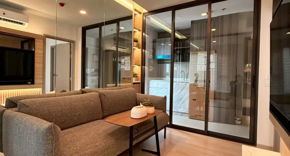 For rent 1 bed condo in Phra Khanong, Bangkok