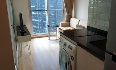 For rent 1 bed condo in Huai Khwang, Bangkok
