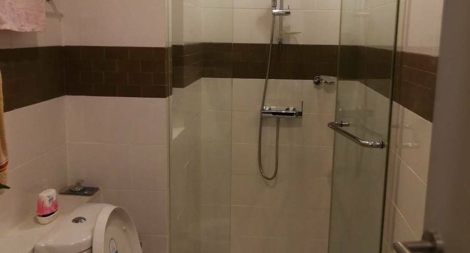 For rent 2 bedrooms condo in Phra Khanong, Bangkok