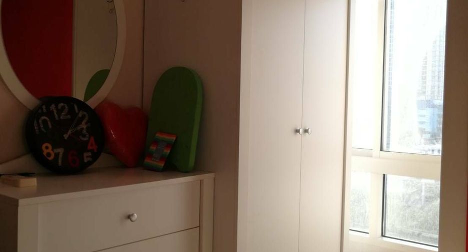 For rent 2 bedrooms condo in Phra Khanong, Bangkok