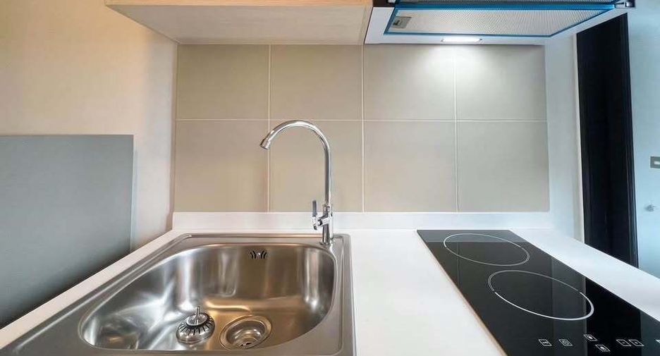 For rent studio condo in Wang Thonglang, Bangkok