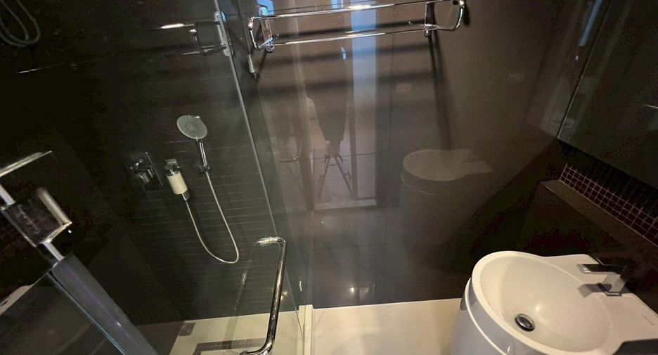 For rent 1 bed condo in Phaya Thai, Bangkok