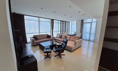 For rent 3 bedrooms condo in Pathum Wan, Bangkok