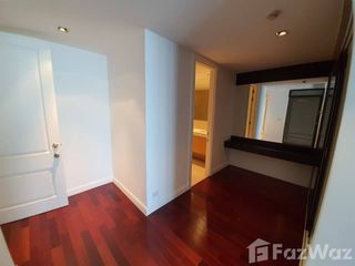 For rent 3 bedrooms condo in Pathum Wan, Bangkok