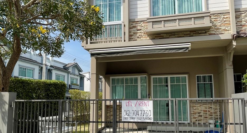 For rent 2 bedrooms townhouse in Bang Phli, Samut Prakan