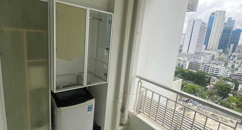 For rent 1 bed condo in Sathon, Bangkok