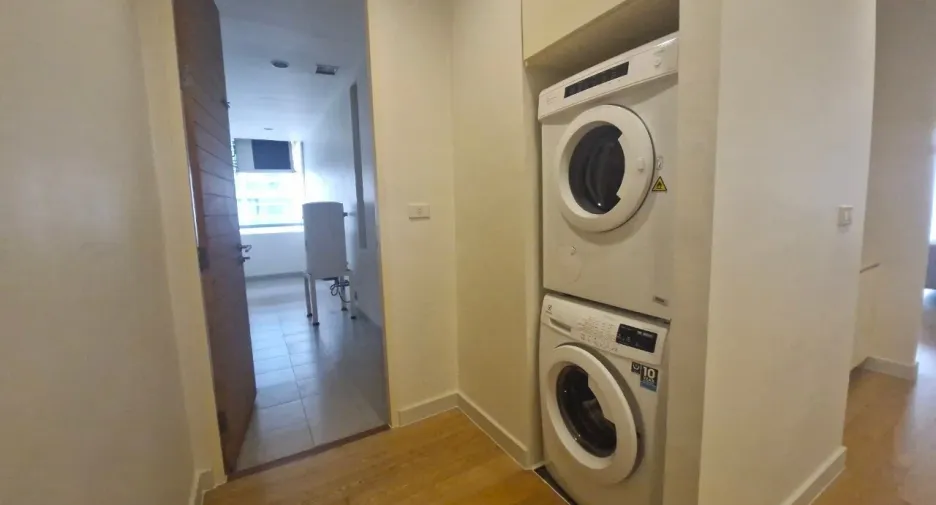 For rent 3 bedrooms apartment in Bang Kho Laem, Bangkok