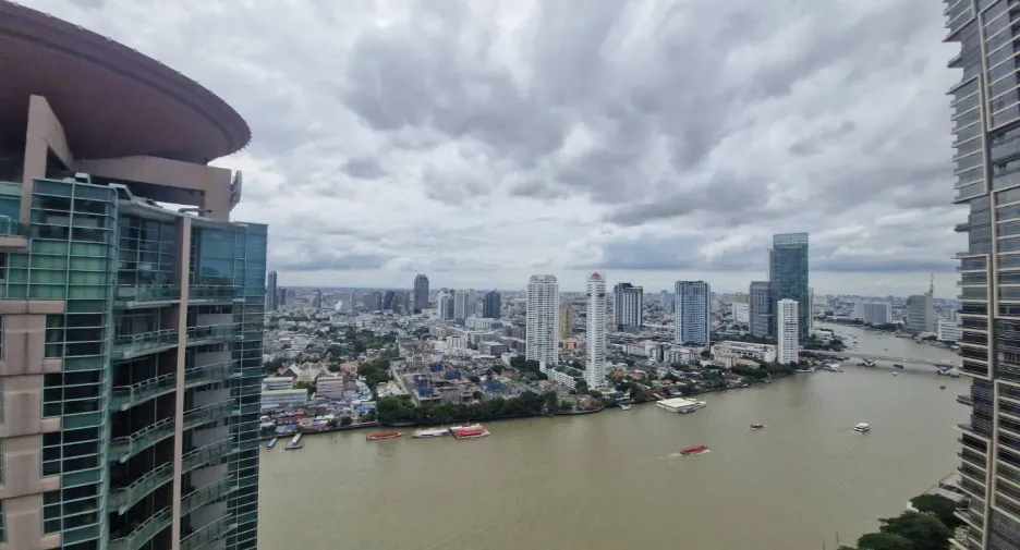 For rent 3 bedrooms apartment in Bang Kho Laem, Bangkok