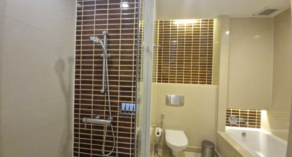 For rent 3 bedrooms apartment in Bang Kho Laem, Bangkok