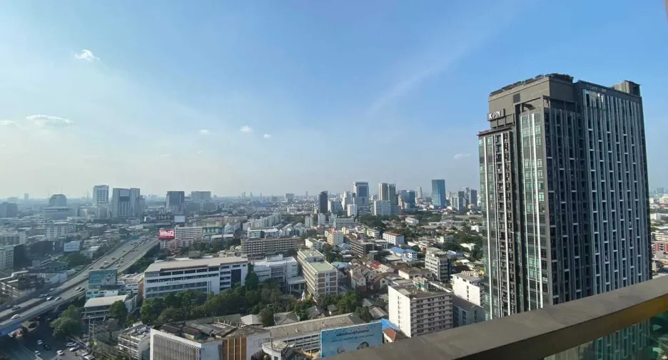 À louer 1 chambre condo à Din Daeng, Bangkok