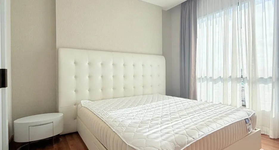 For rent 1 bed condo in Huai Khwang, Bangkok