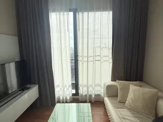 For rent 1 bed condo in Huai Khwang, Bangkok
